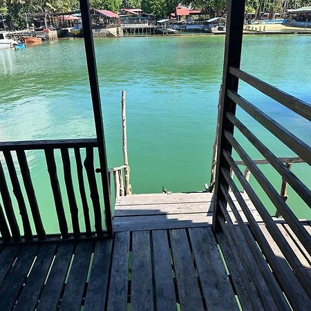 Hotel Mooi Park Sorong Zewnętrze zdjęcie