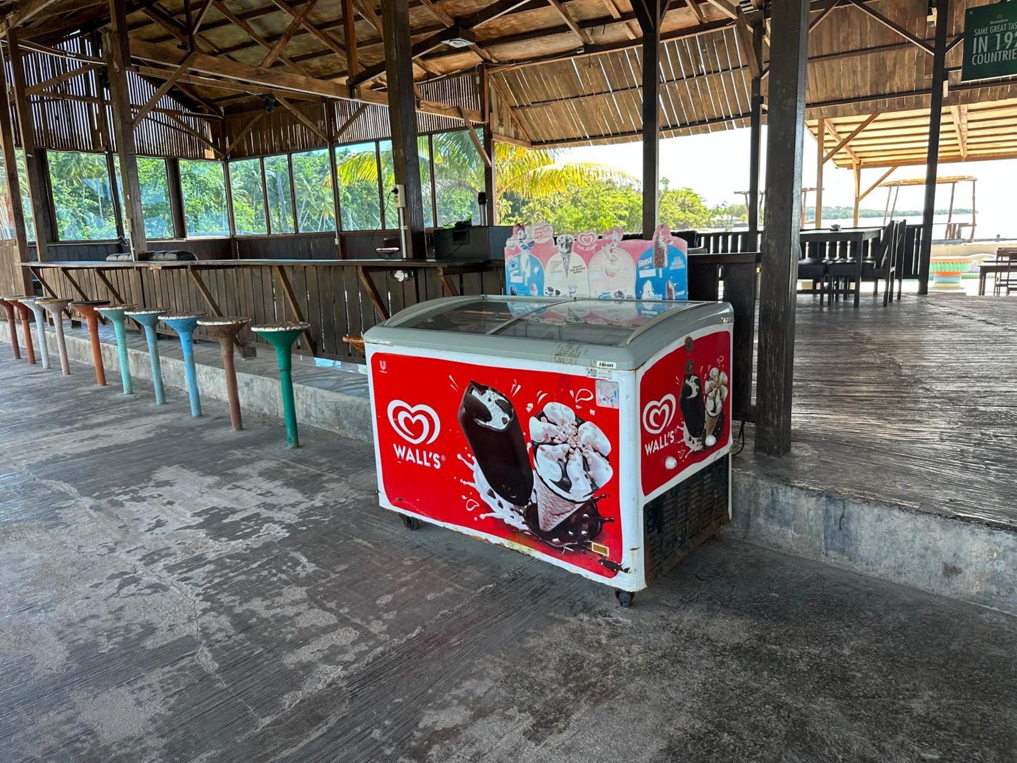 Hotel Mooi Park Sorong Zewnętrze zdjęcie