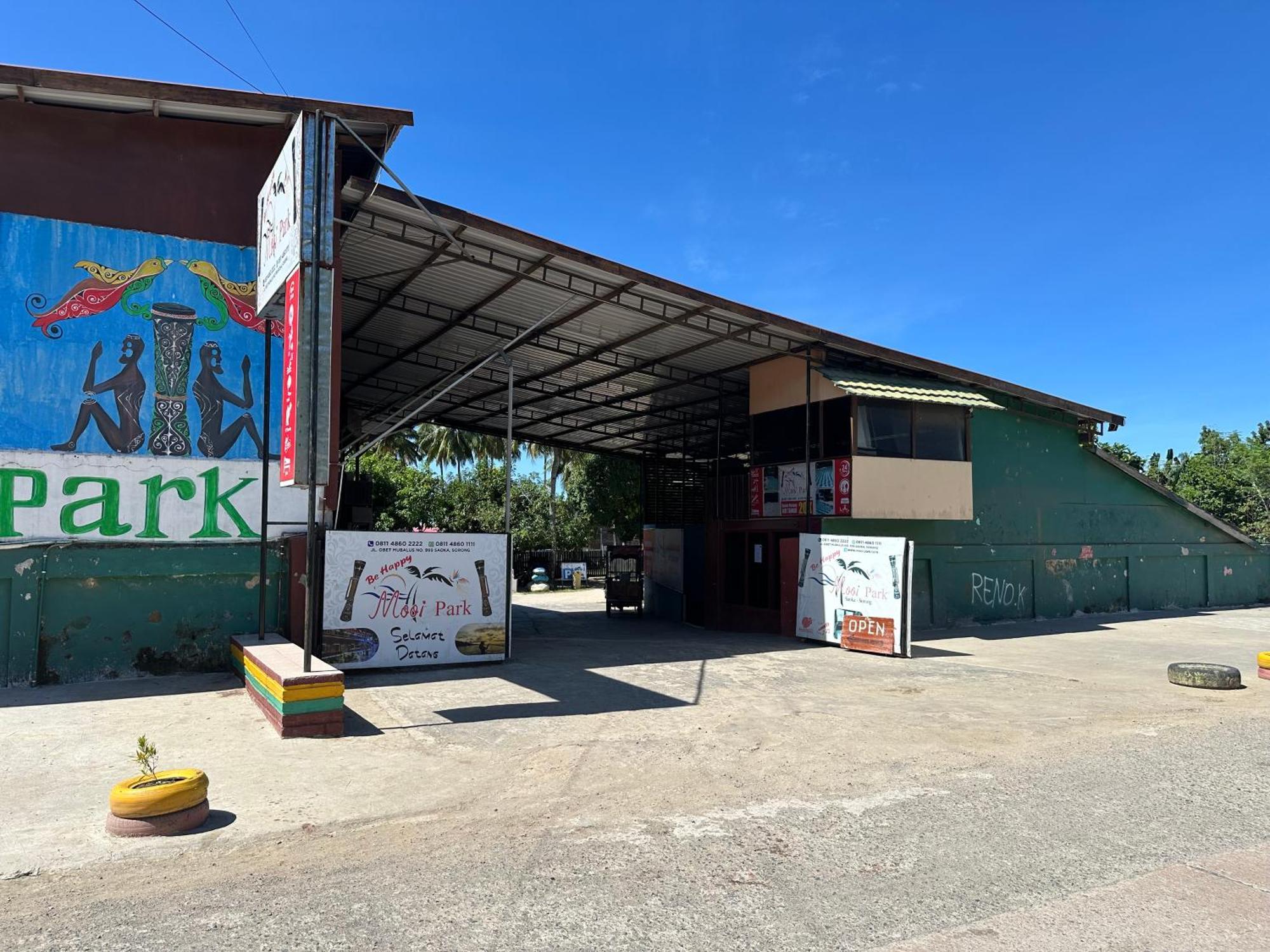 Hotel Mooi Park Sorong Zewnętrze zdjęcie